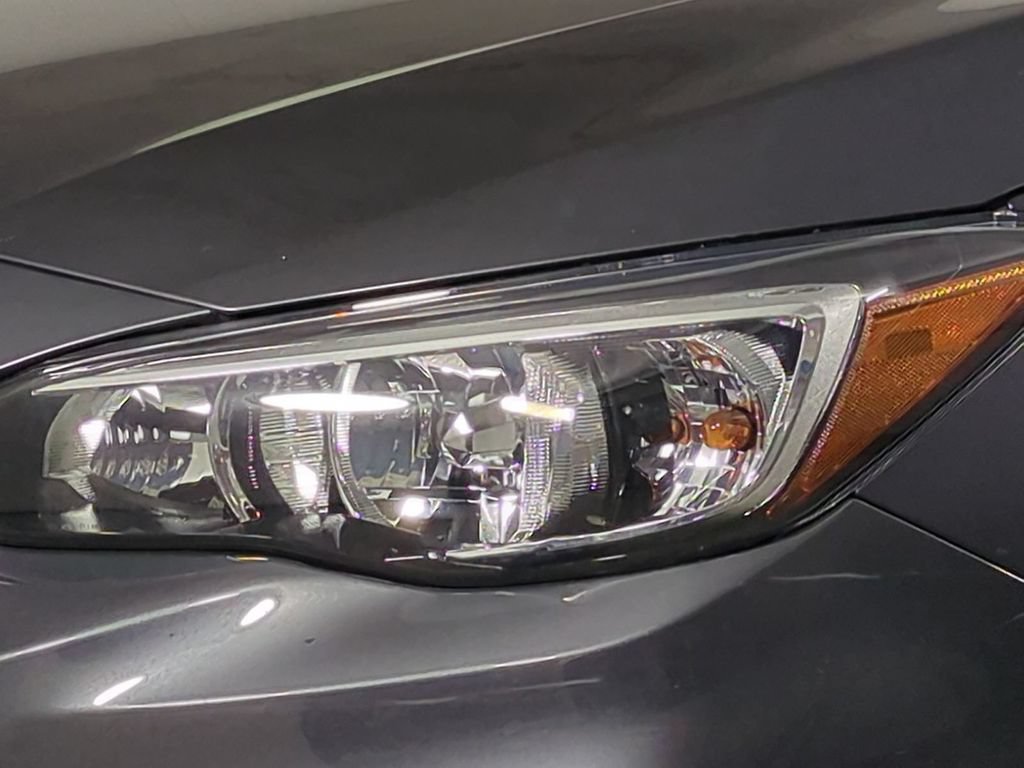 Used 2018 Subaru Impreza 2.0i Premium w/ Eyesight & BSD & Rcta AWD/4WD image 11