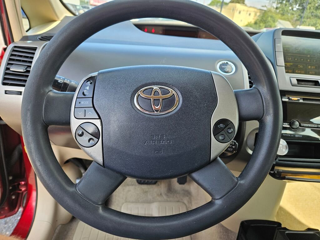 Used 2004 Toyota Prius FWD image 16