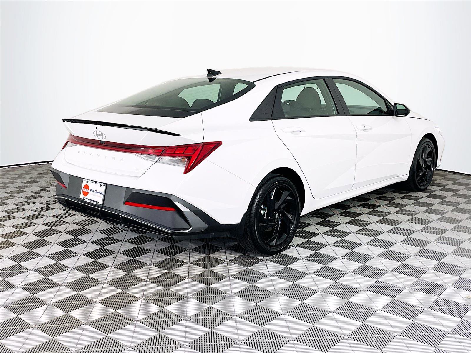 Certified 2026 Hyundai Elantra Sport FWD image 10