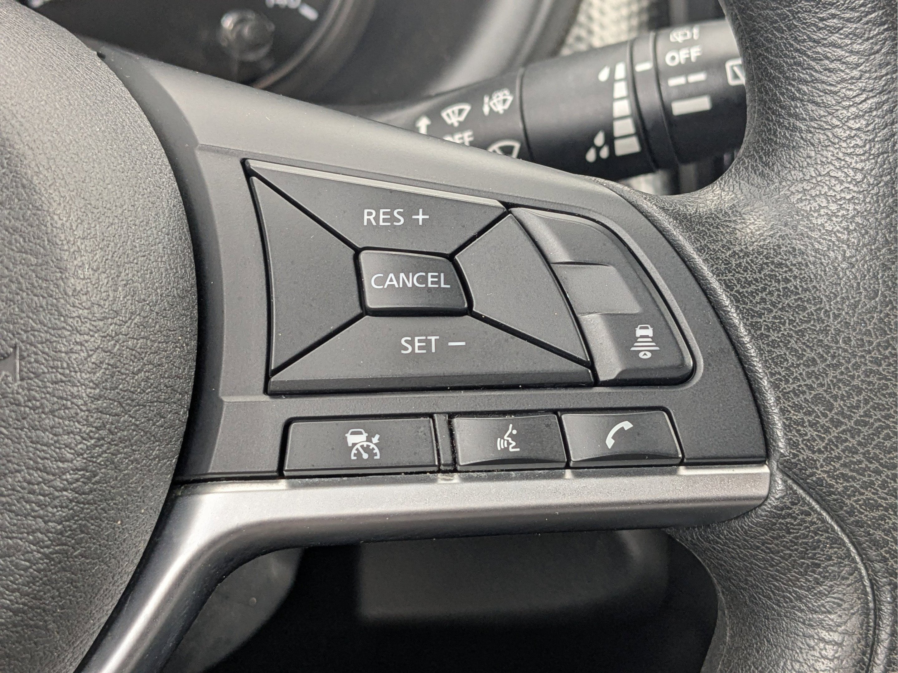 Used 2021 Nissan Kicks SV FWD image 23