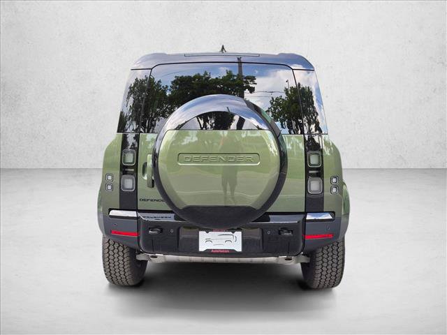 New 2026 Land Rover Defender 110 S AWD/4WD image 7