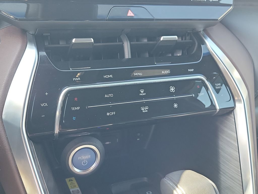 Used 2021 Toyota Venza Limited w/ Activity Package (TMS) image 31