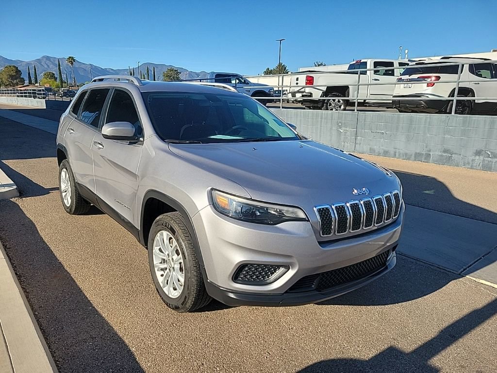 Used 2020 Jeep Cherokee Latitude FWD image 9