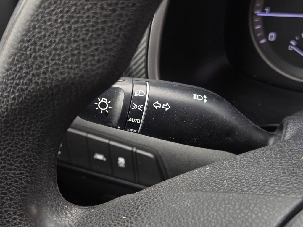 Used 2020 Hyundai Tucson SE image 24