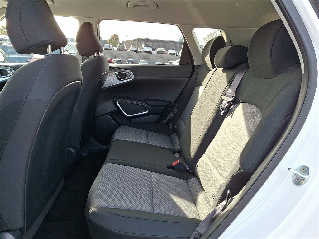Certified 2023 Kia Soul LX w/ LX Technology Package image 10