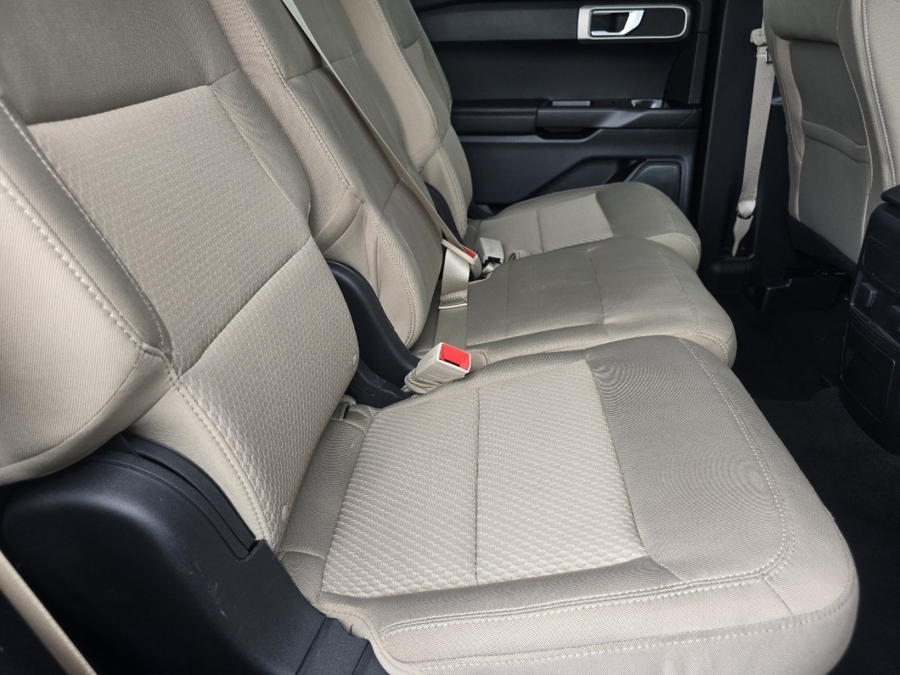 Used 2023 Ford Explorer 4WD image 18