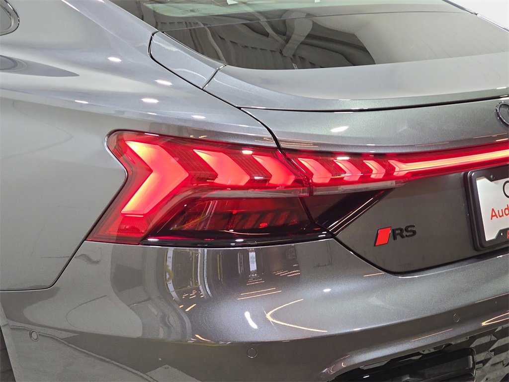 New 2025 Audi RS e-tron GT performance image 34