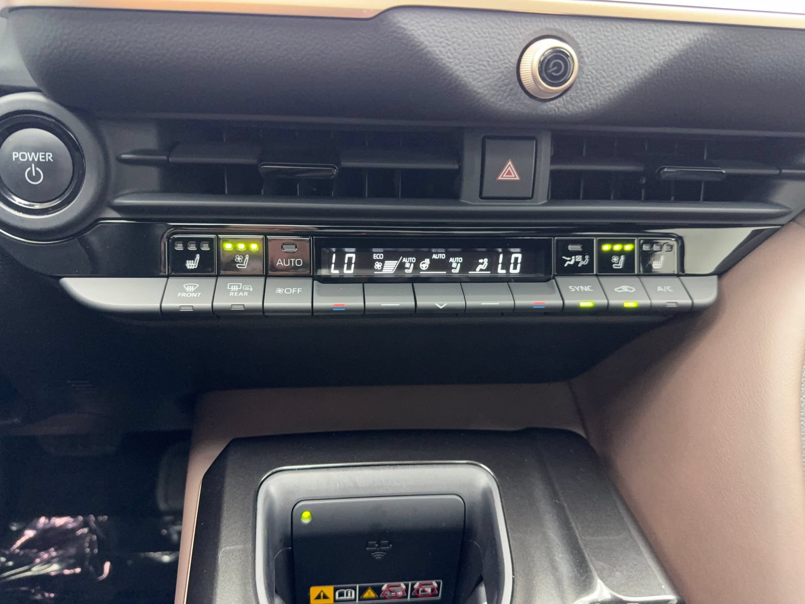 Used 2024 Toyota Crown AWD/4WD image 28
