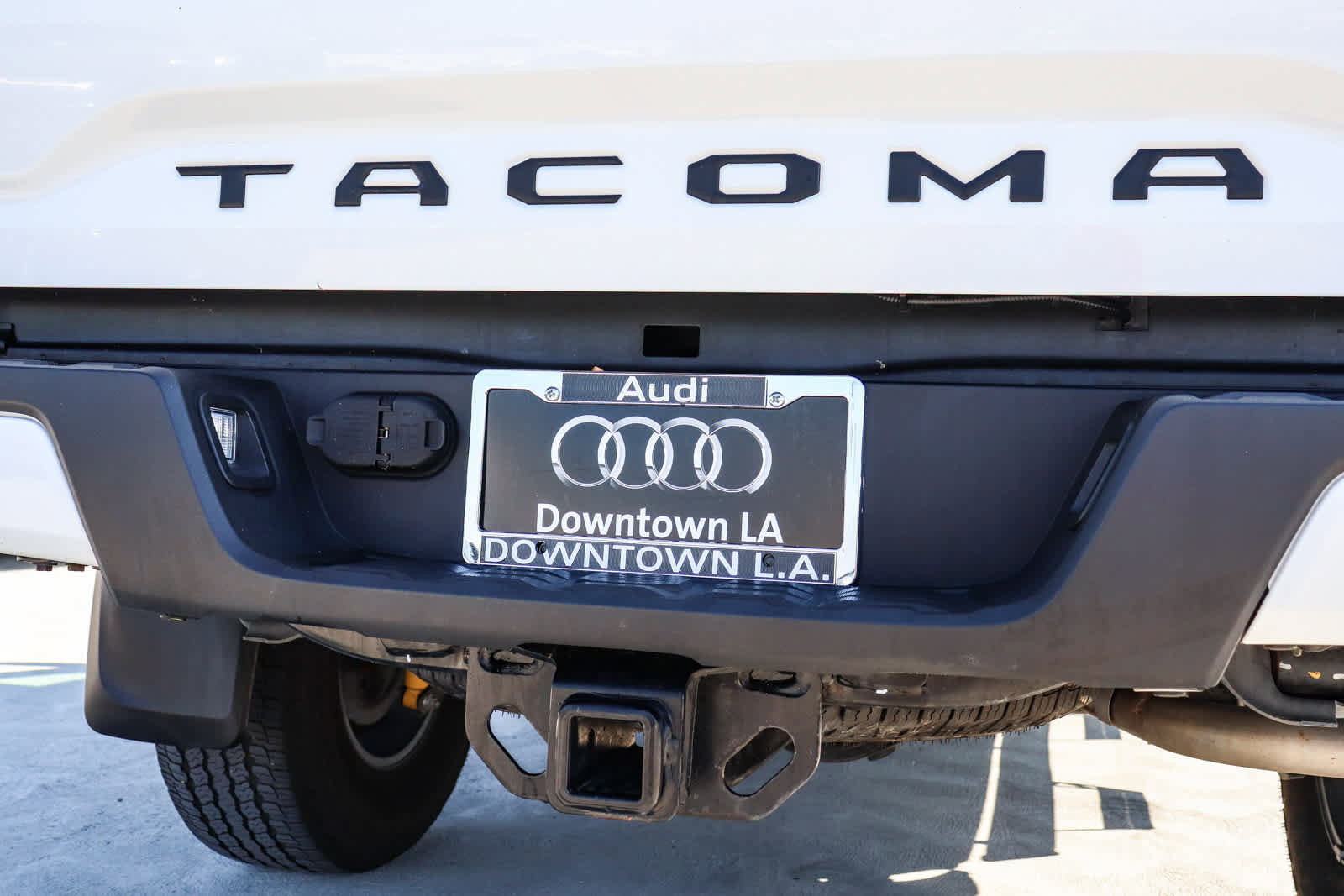 Used 2023 Toyota Tacoma TRD Off-Road image 11