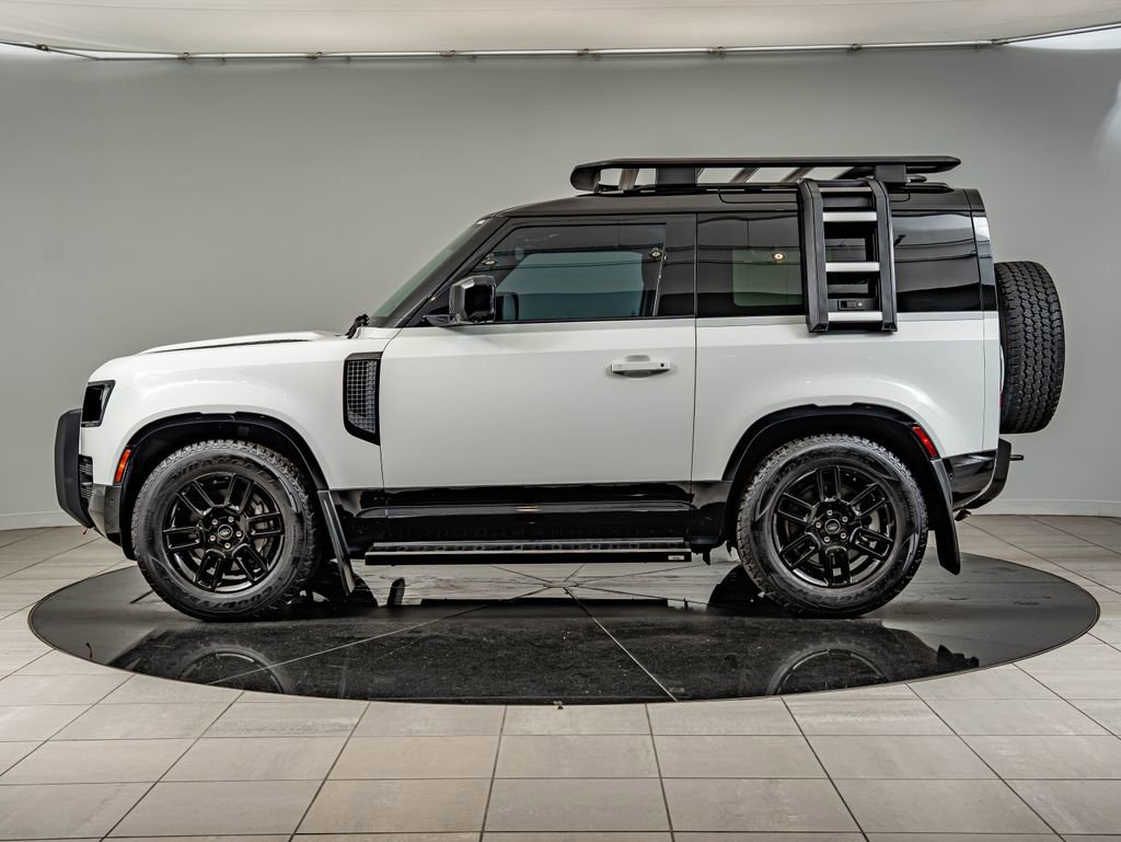 Used 2023 Land Rover Defender 90 X-Dynamic SE AWD/4WD image 8