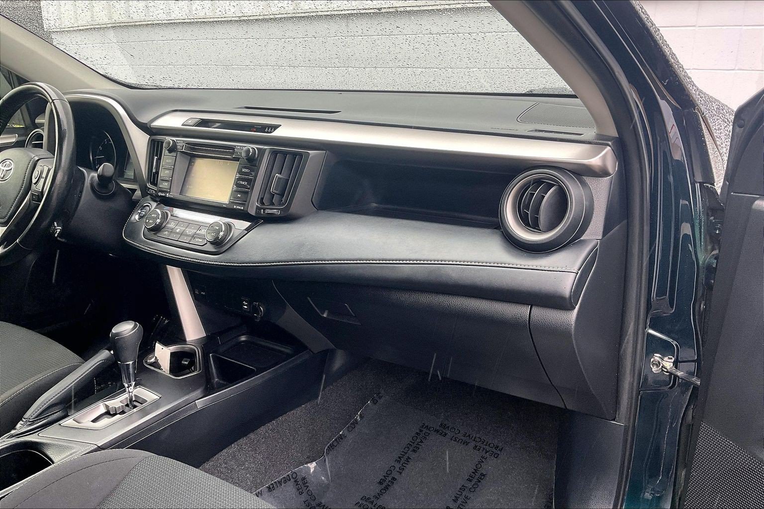 Used 2018 Toyota RAV4 XLE w/ Plus Extra Value Package AWD/4WD image 21