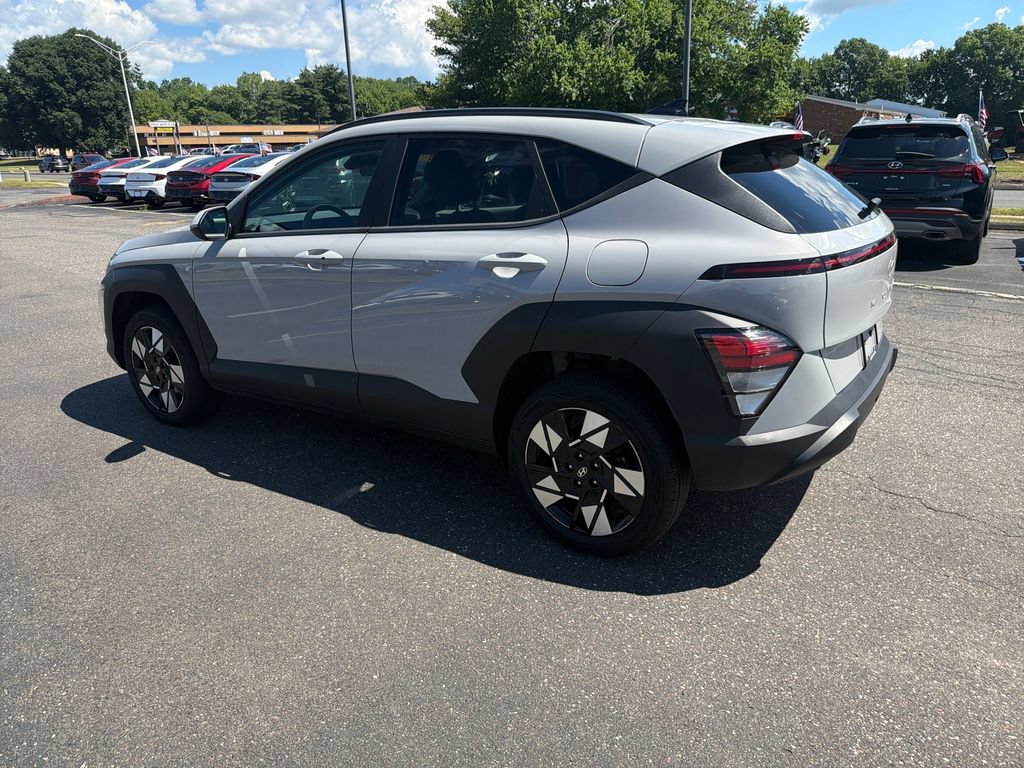 Used 2025 Hyundai Kona SEL AWD/4WD image 5