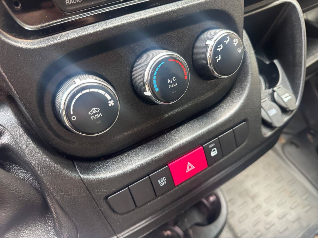 Used 2019 RAM ProMaster 2500 FWD image 12