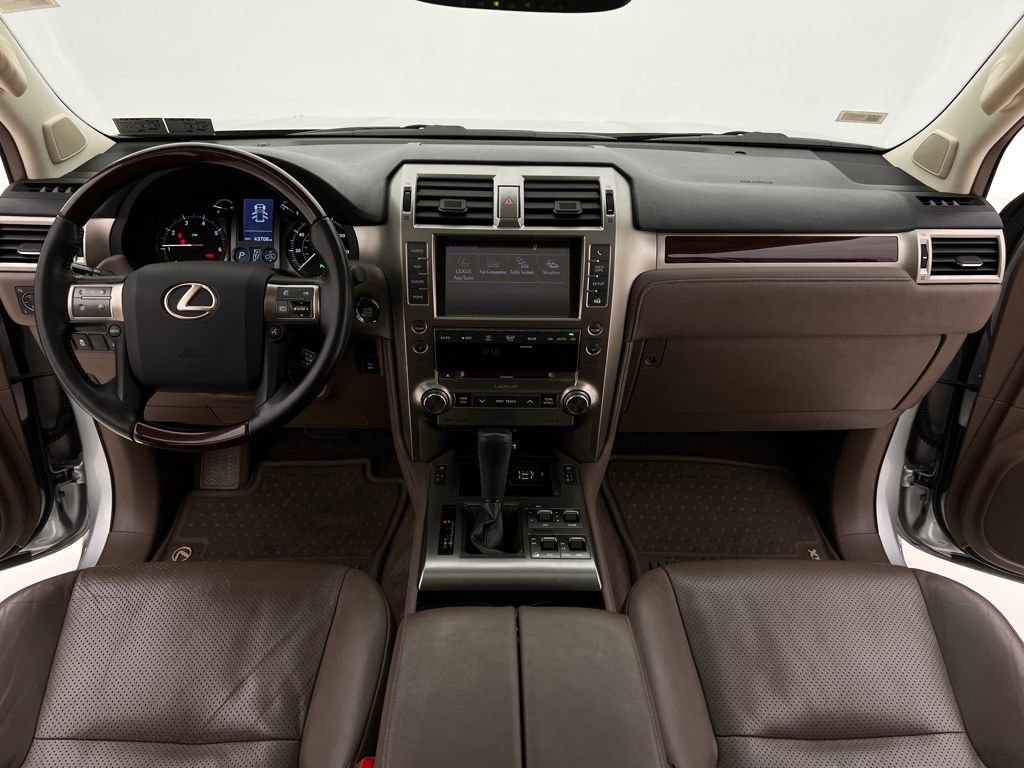 Used 2019 Lexus GX 460 Luxury w/ Sport Design Package image 23