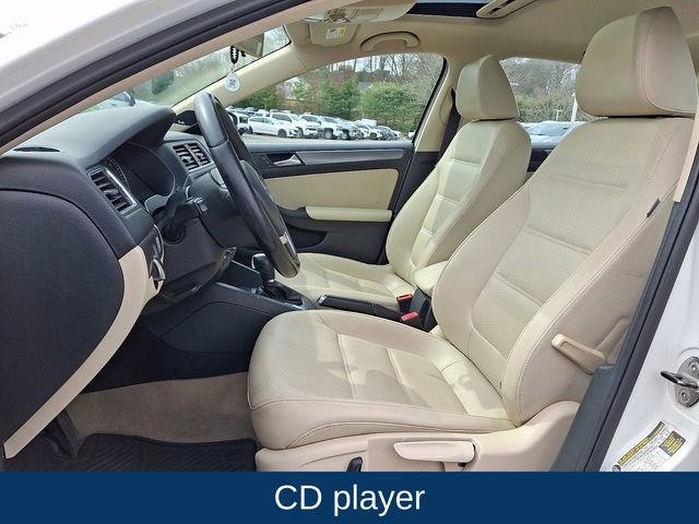 Used 2013 Volkswagen Jetta TDI image 2
