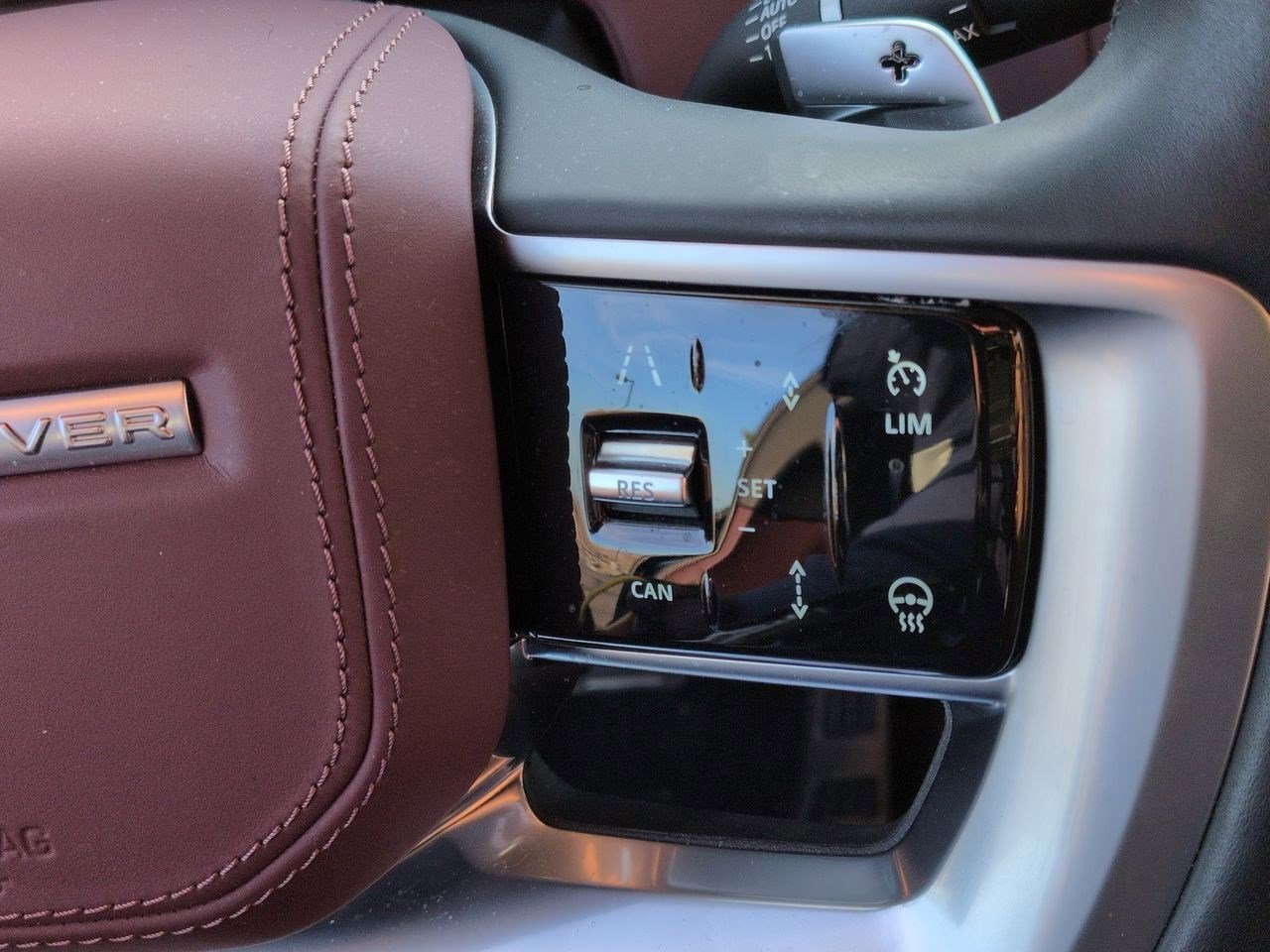 Certified 2023 Land Rover Range Rover Long Wheelbase Autobiography image 12