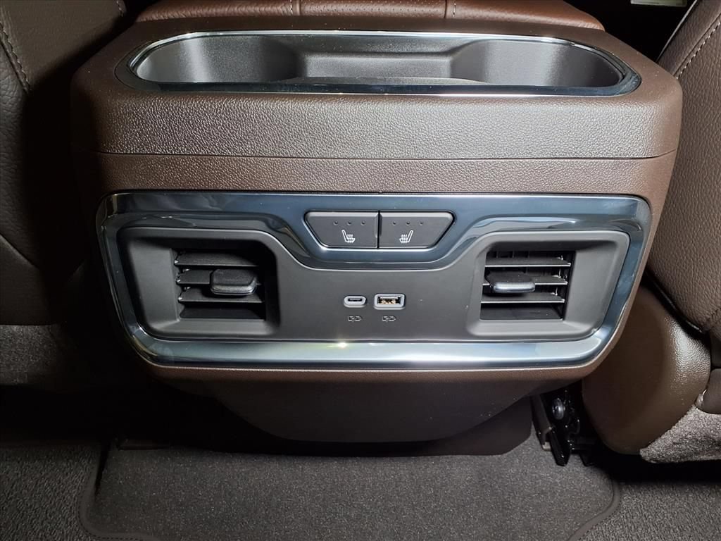 Used 2026 GMC Sierra 1500 Denali AWD/4WD image 13