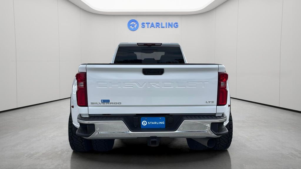 Used 2025 Chevrolet Silverado 3500 LTZ w/ LTZ Plus Package AWD/4WD image 7