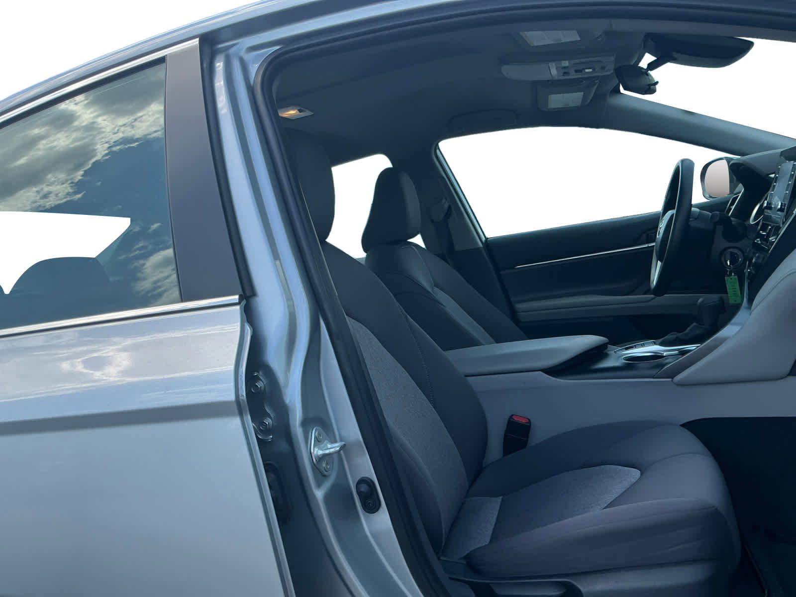 Used 2023 Toyota Camry LE AWD/4WD image 14