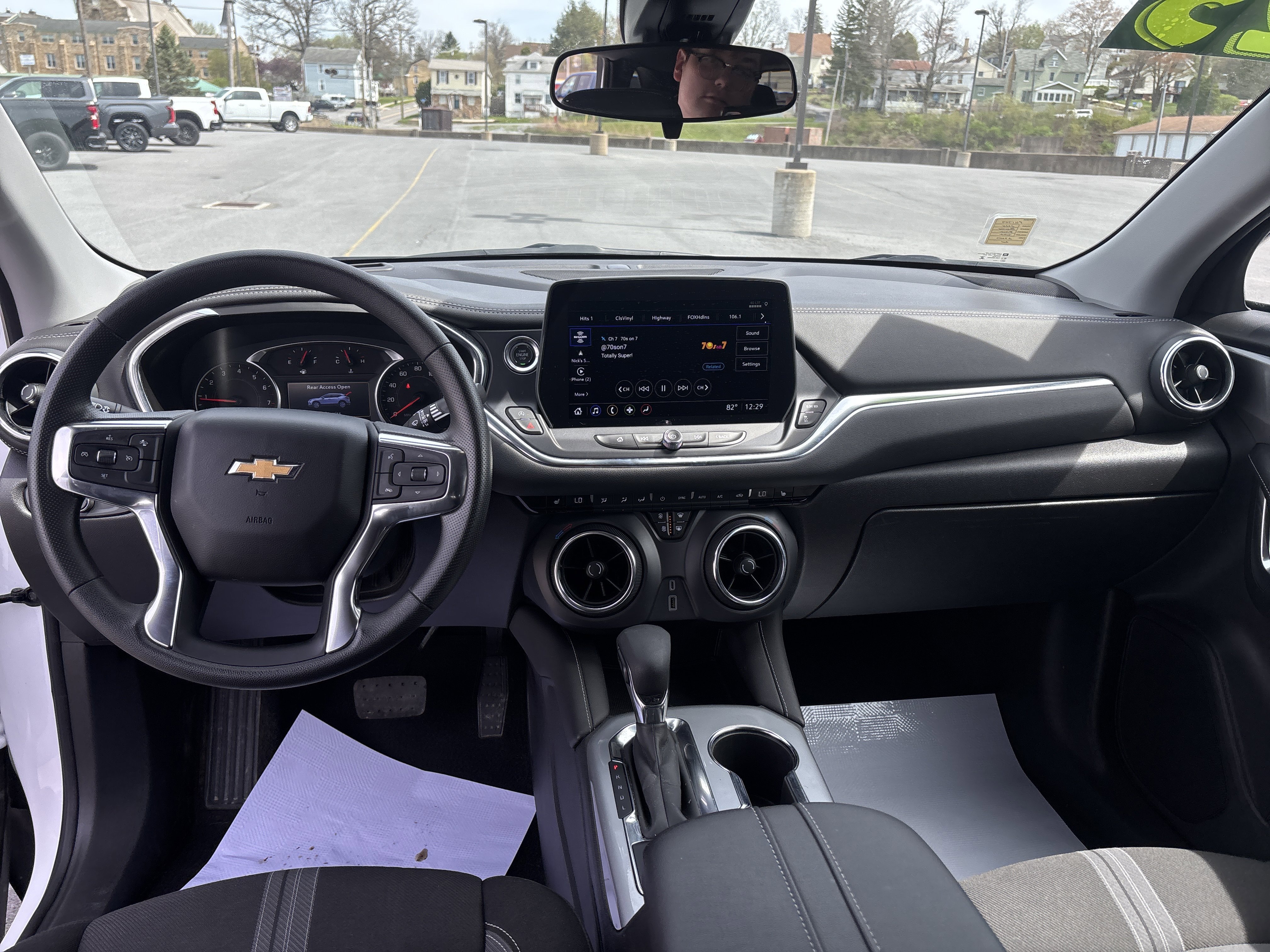 Used 2025 Chevrolet Blazer LT AWD/4WD image 14