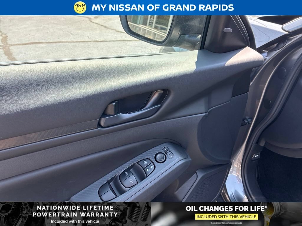 New 2026 Nissan Altima 2.5 SV AWD/4WD image 11