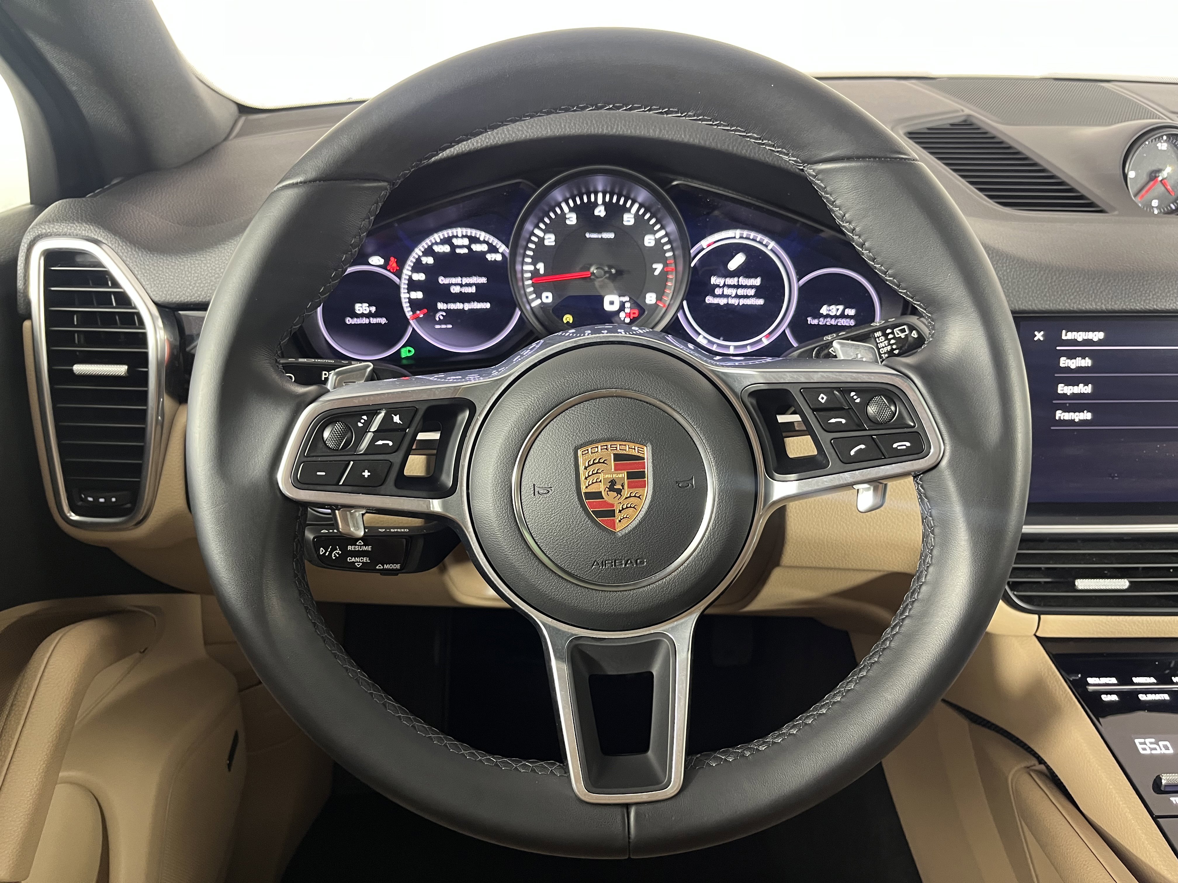 Used 2023 Porsche Cayenne image 12