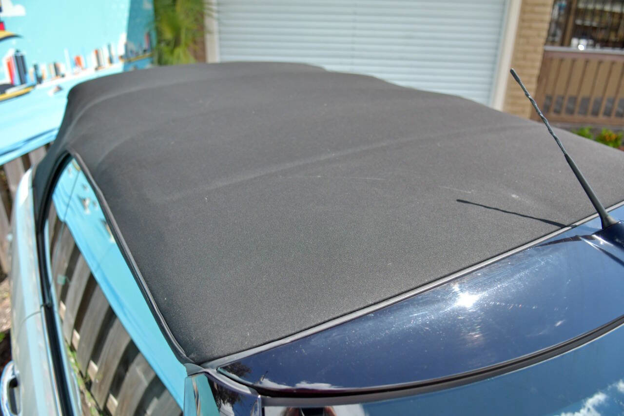 Used 2018 MINI Cooper Cooper 2dr Convertible image 4