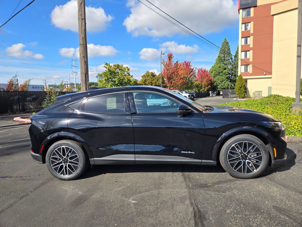 New 2025 Ford Mustang Mach-E Premium image 4