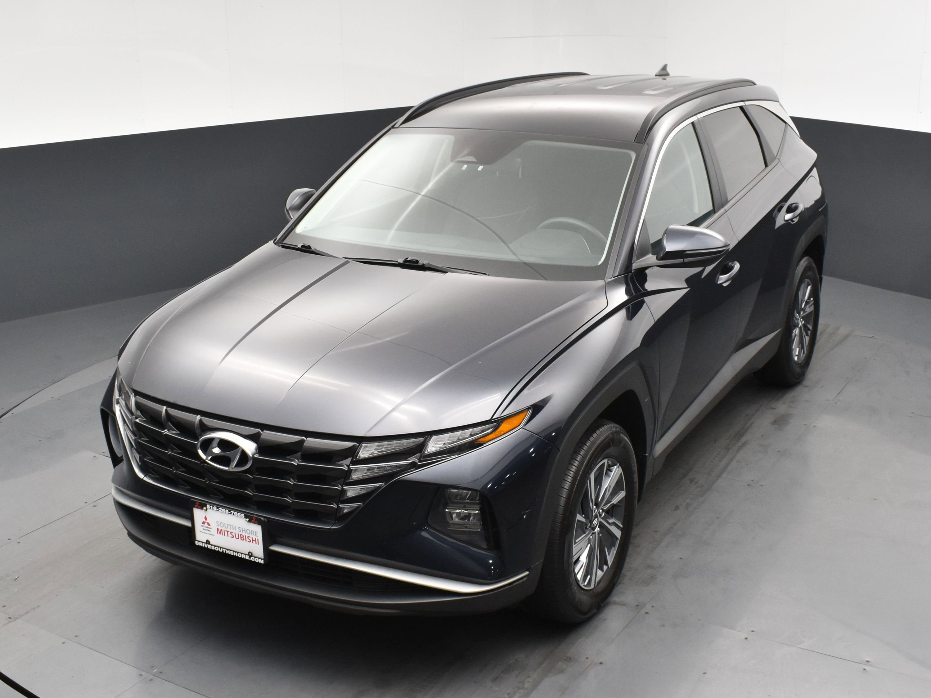 Used 2023 Hyundai Tucson Blue AWD/4WD image 17