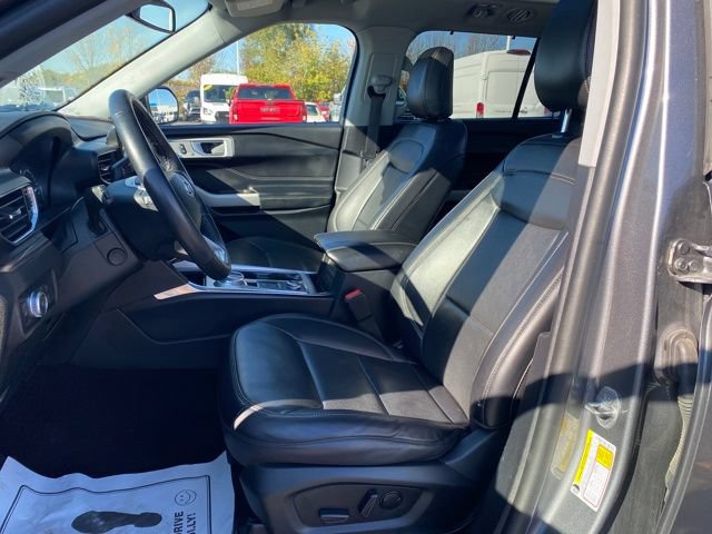 Used 2022 Ford Explorer Limited AWD/4WD image 16
