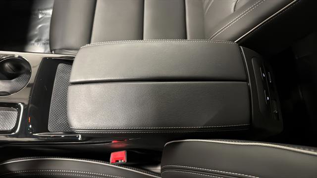 Used 2025 Buick Envision Avenir AWD/4WD image 20