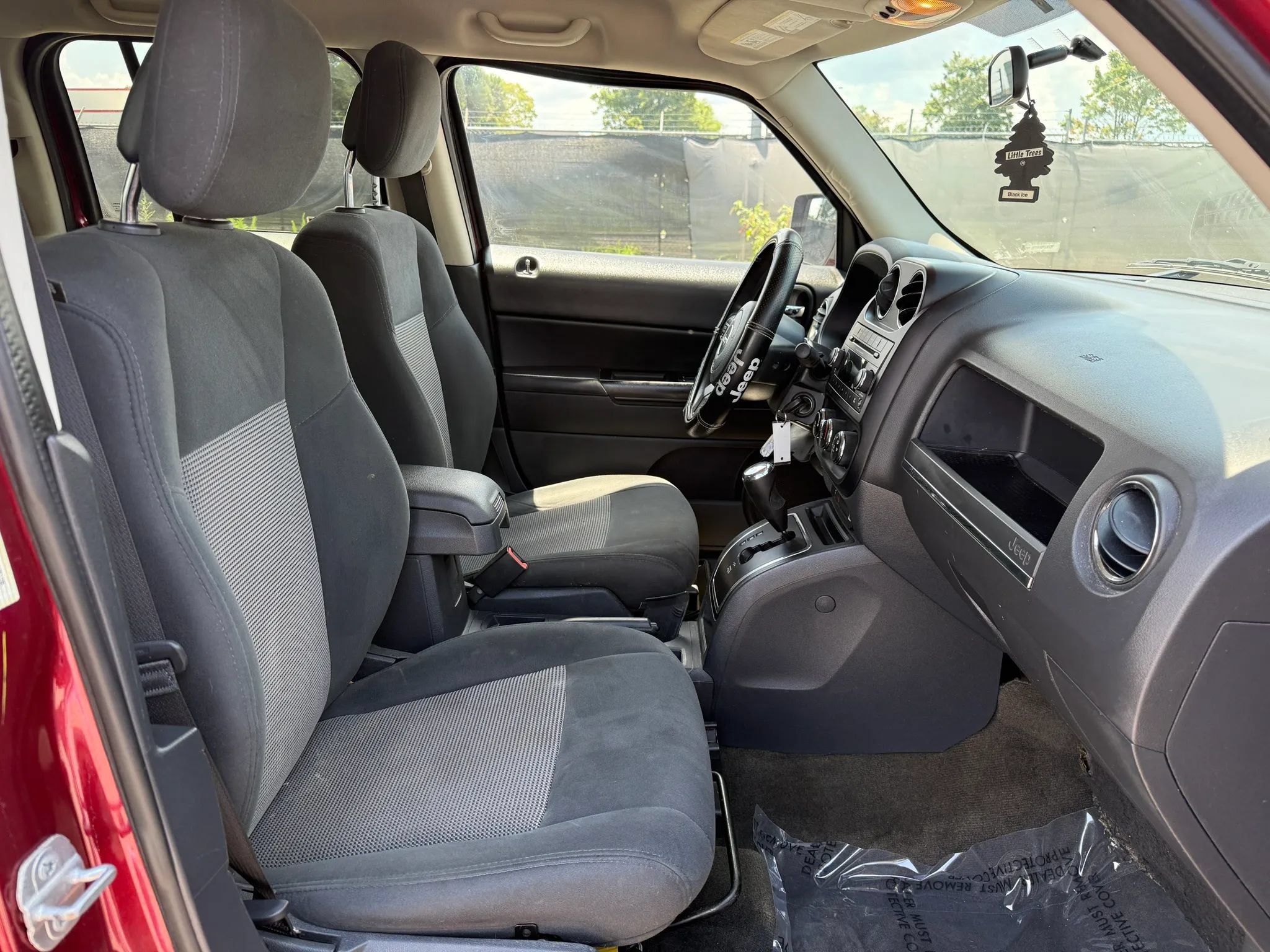 Used 2014 Jeep Patriot Sport w/ Power Value Group FWD image 18