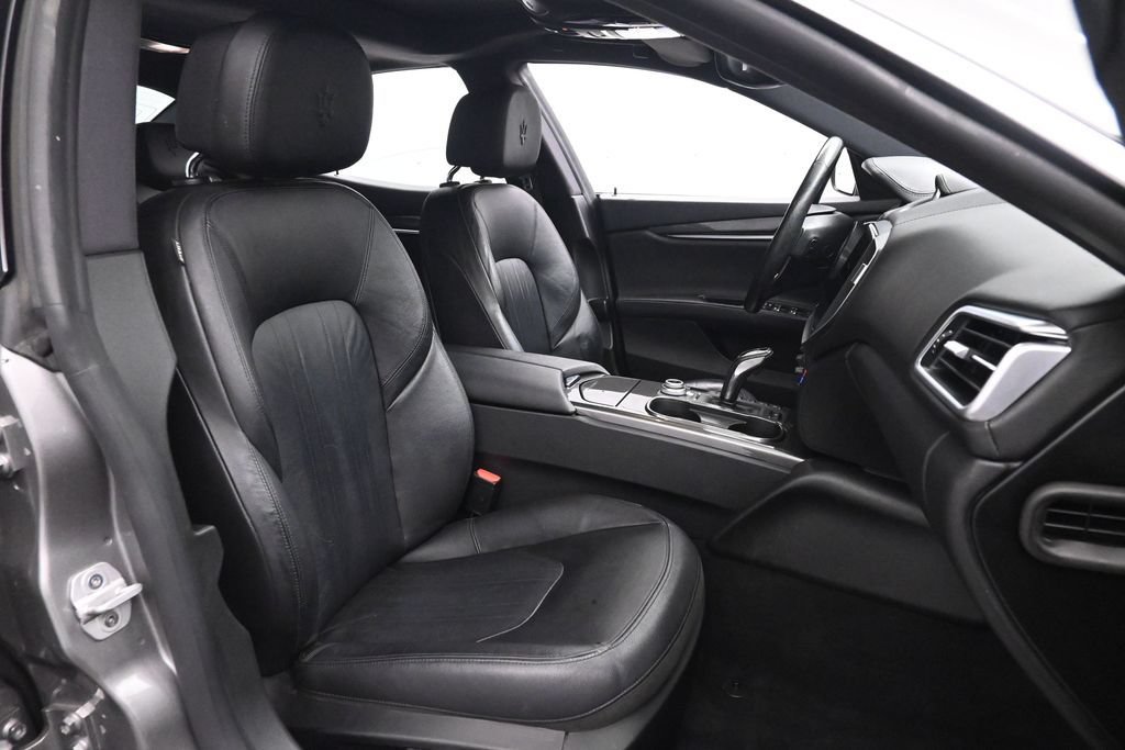 Used 2021 Maserati Ghibli S RWD image 22