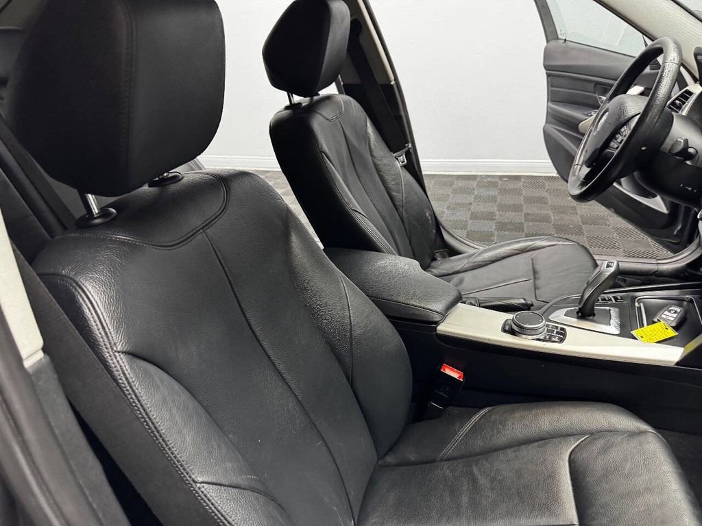 Used 2018 BMW 320i xDrive Sedan image 56