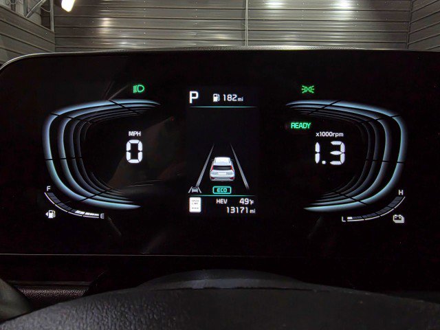 Used 2024 Kia Niro EX w/ EX Cold Weather Package image 22