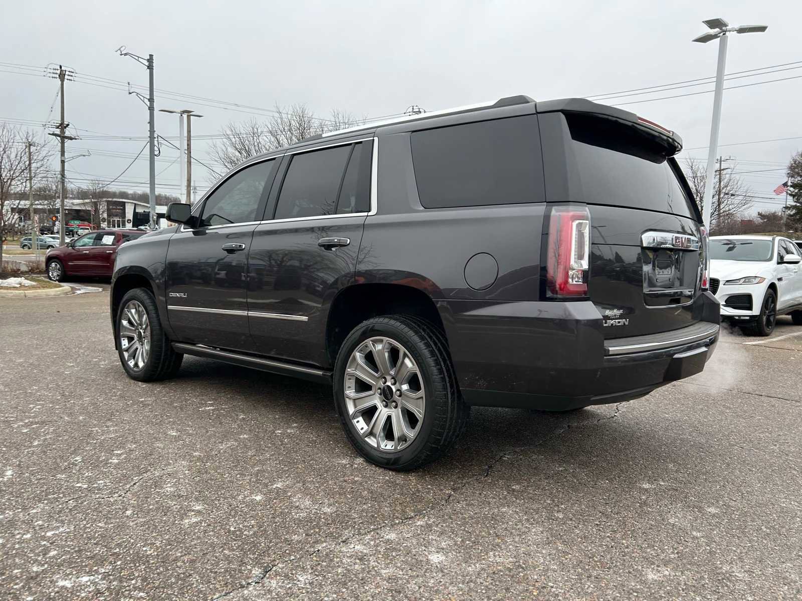 Used 2018 GMC Yukon Denali w/ Open Road Package image 27