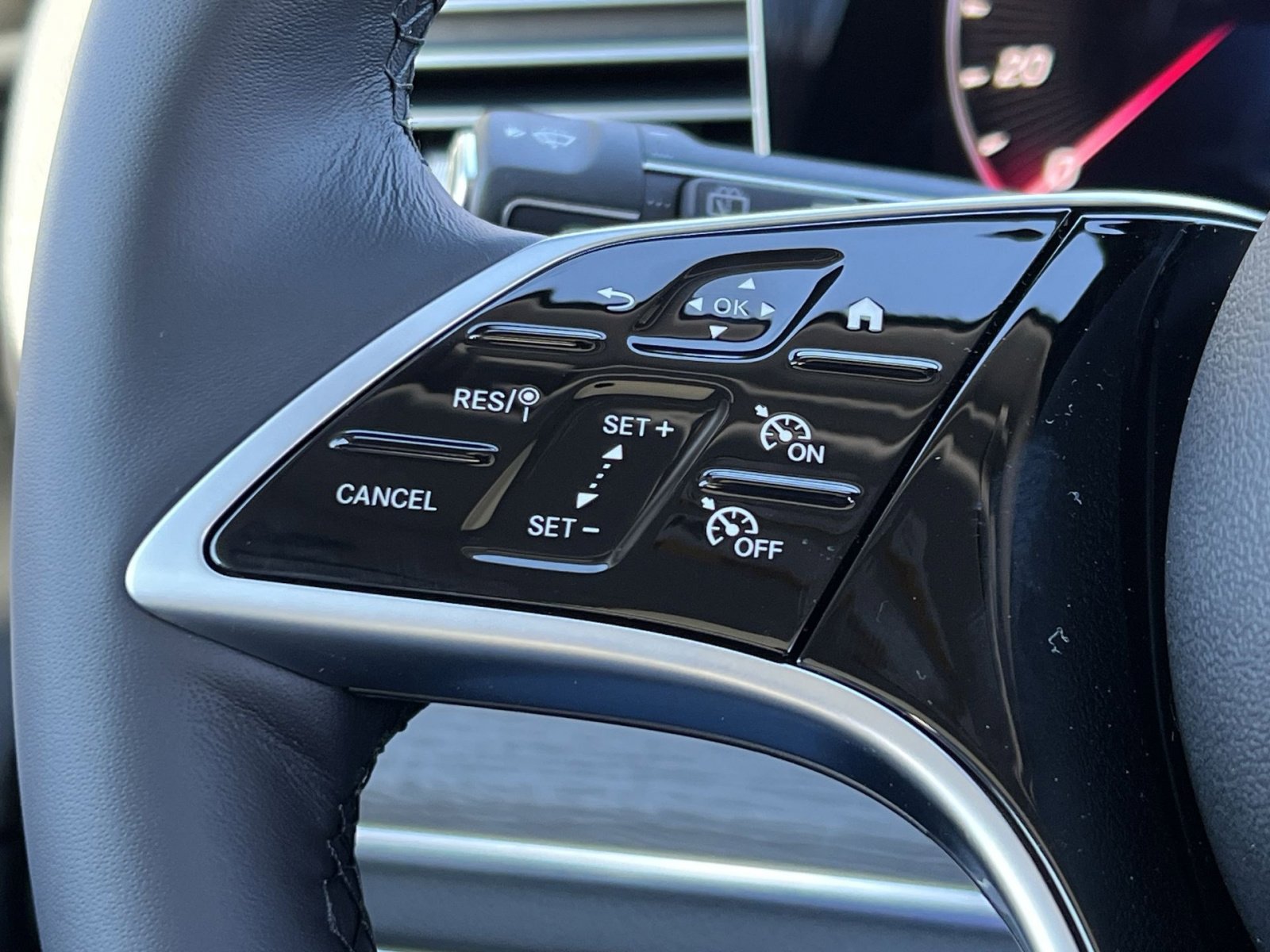 New 2026 Mercedes-Benz GLE 350 4MATIC image 30