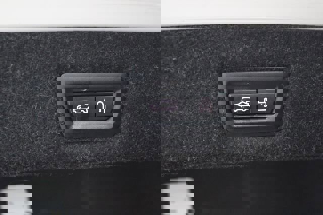 Used 2018 BMW 540i xDrive w/ Premium Package image 29