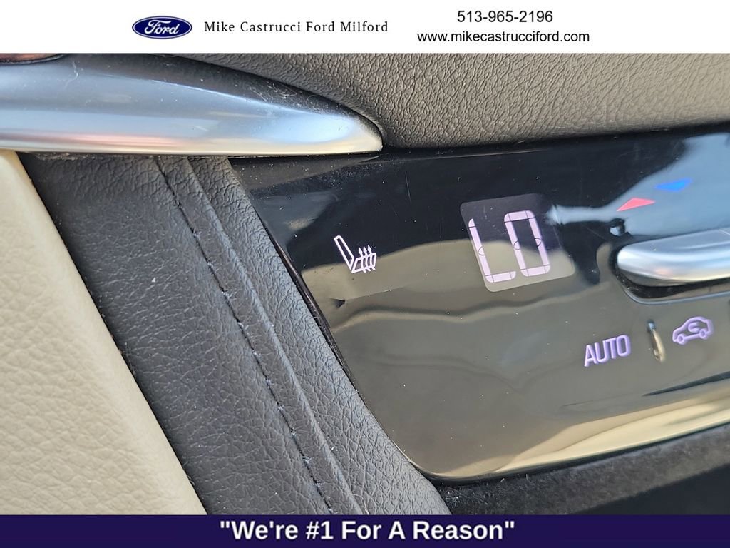 Used 2017 Cadillac XT5 Luxury w/ Driver Awareness Package image 18