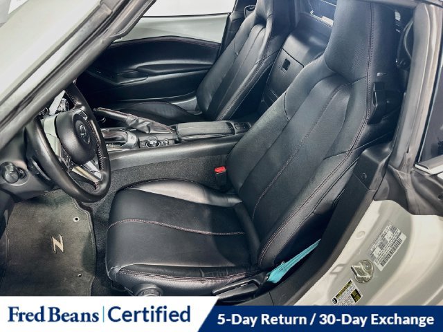 Used 2019 MAZDA MX-5 Miata RF Grand Touring RWD image 14