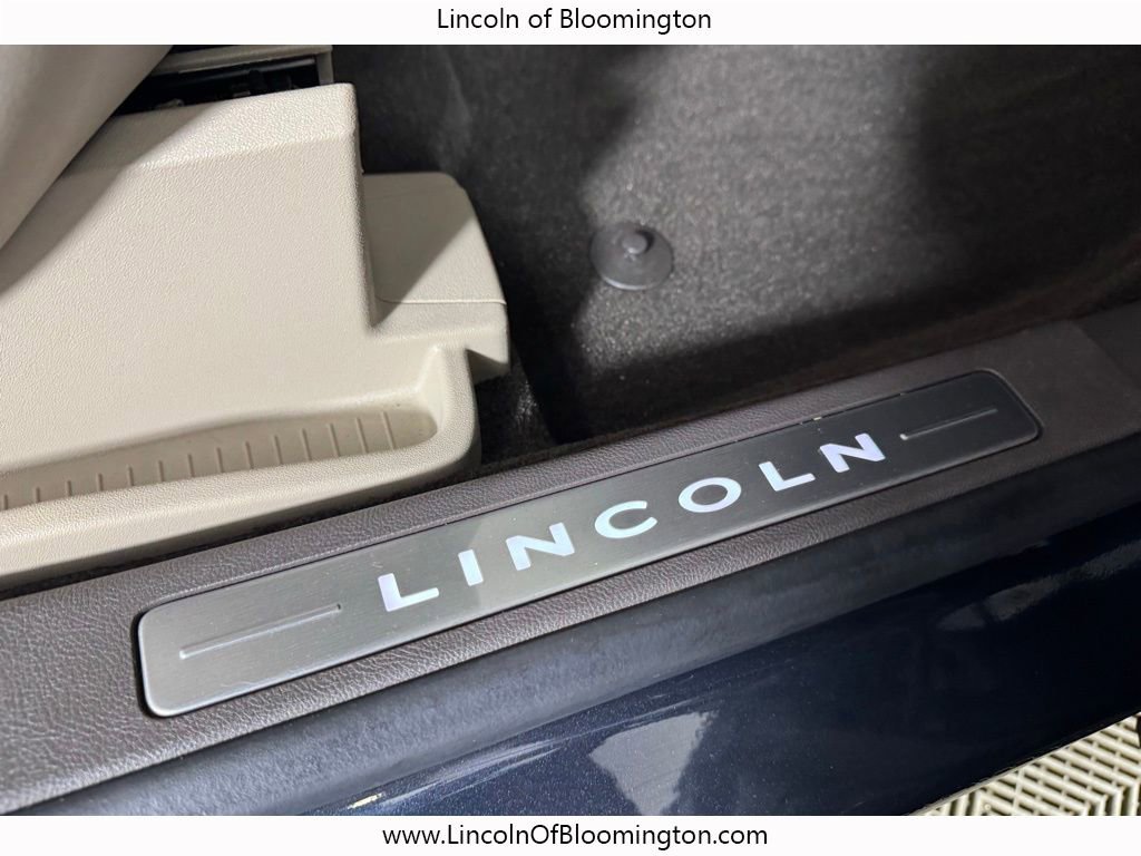 Used 2022 Lincoln Nautilus Reserve w/ Equipment Group 201A AWD/4WD image 19