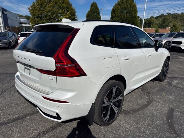 Used 2023 Volvo XC60 T8 Ultimate w/ Climate Package AWD/4WD image 5