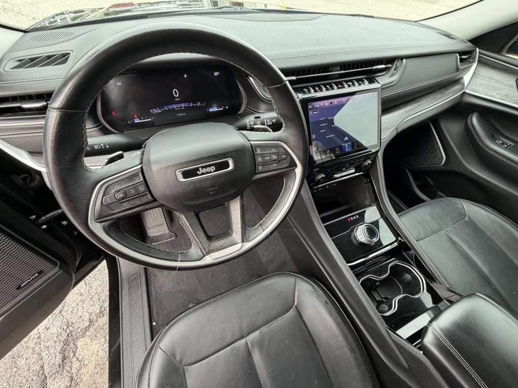 Used 2022 Jeep Grand Cherokee L Limited RWD image 19