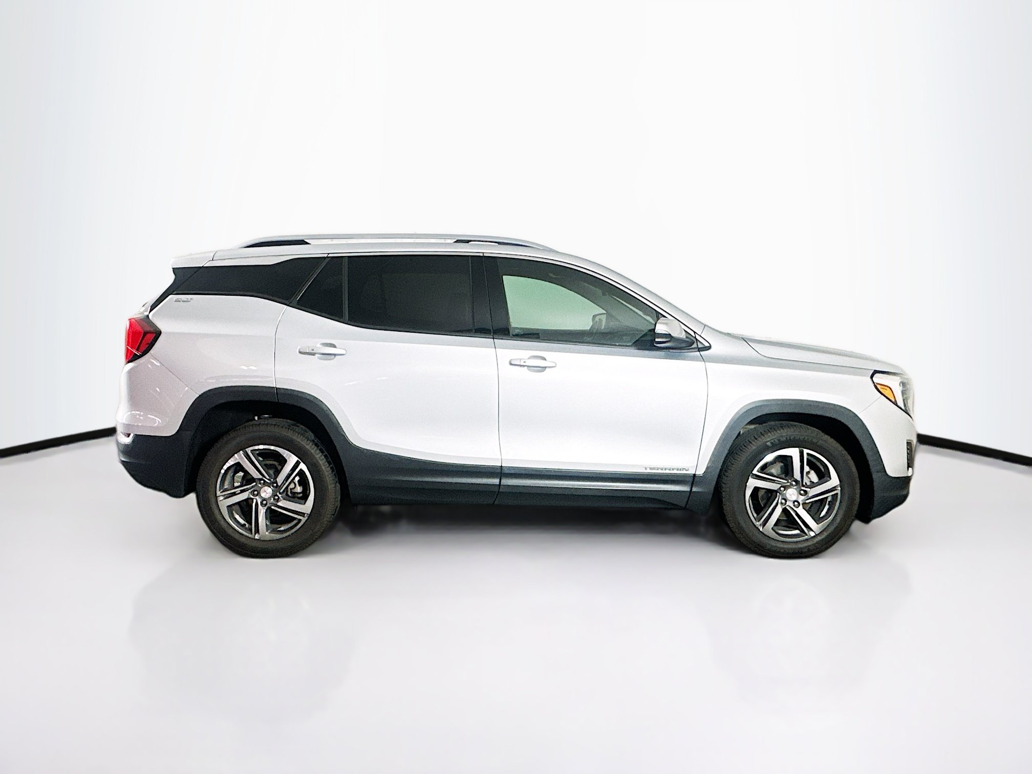 Used 2020 GMC Terrain SLT w/ Preferred Package AWD/4WD image 10