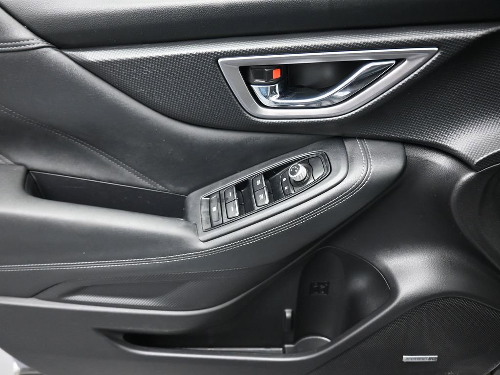 Used 2020 Subaru Forester Limited image 10