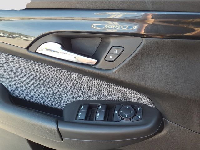 Used 2025 Chevrolet TrailBlazer LT w/ LT Cold Weather Package image 22