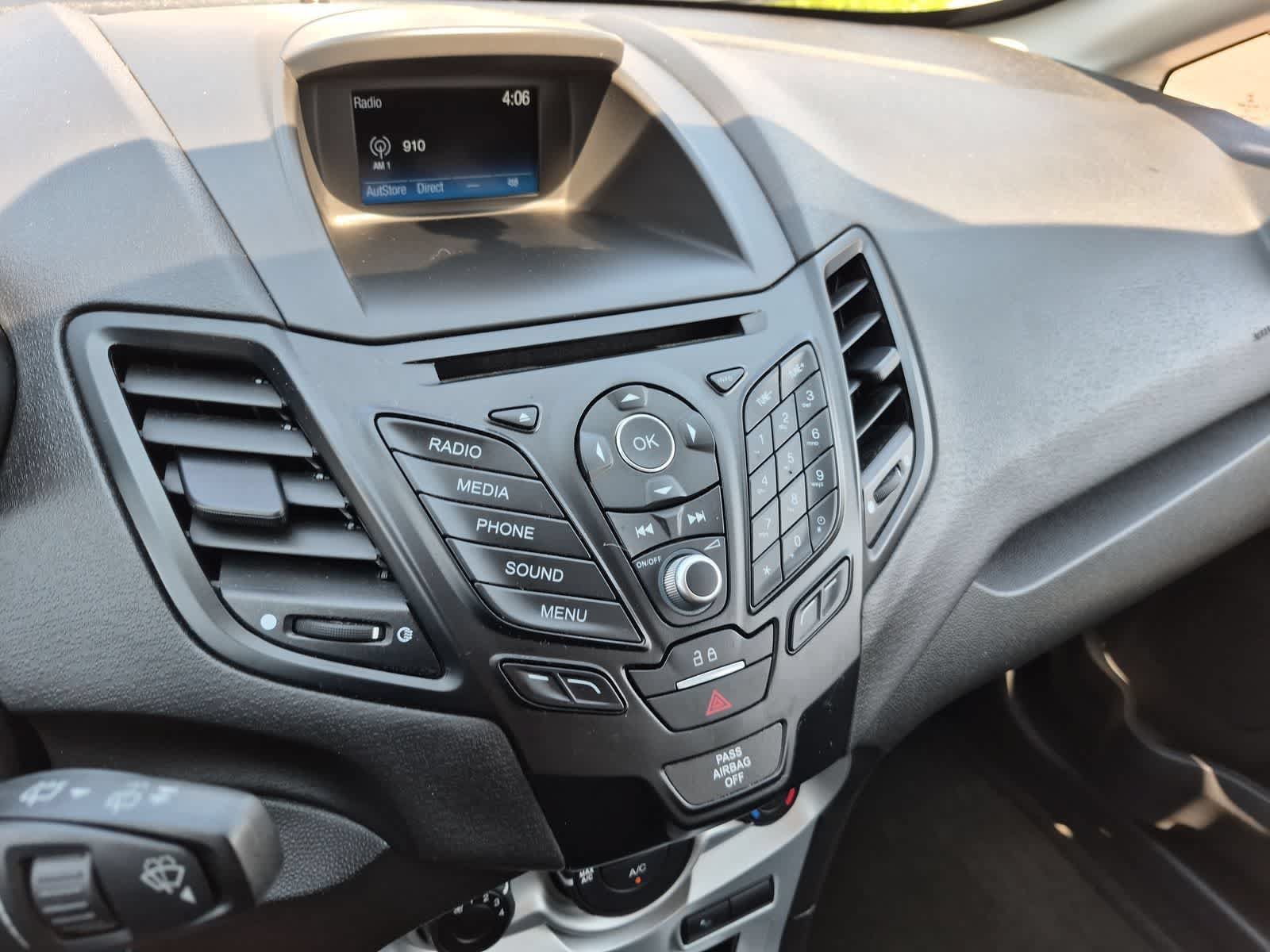 Used 2018 Ford Fiesta SE FWD image 27
