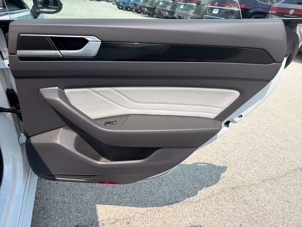 Certified 2023 Volkswagen Arteon SEL AWD/4WD image 24