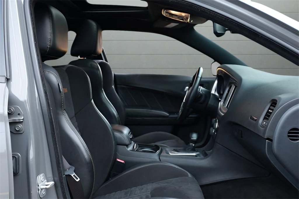 Used 2018 Dodge Charger R/T image 16