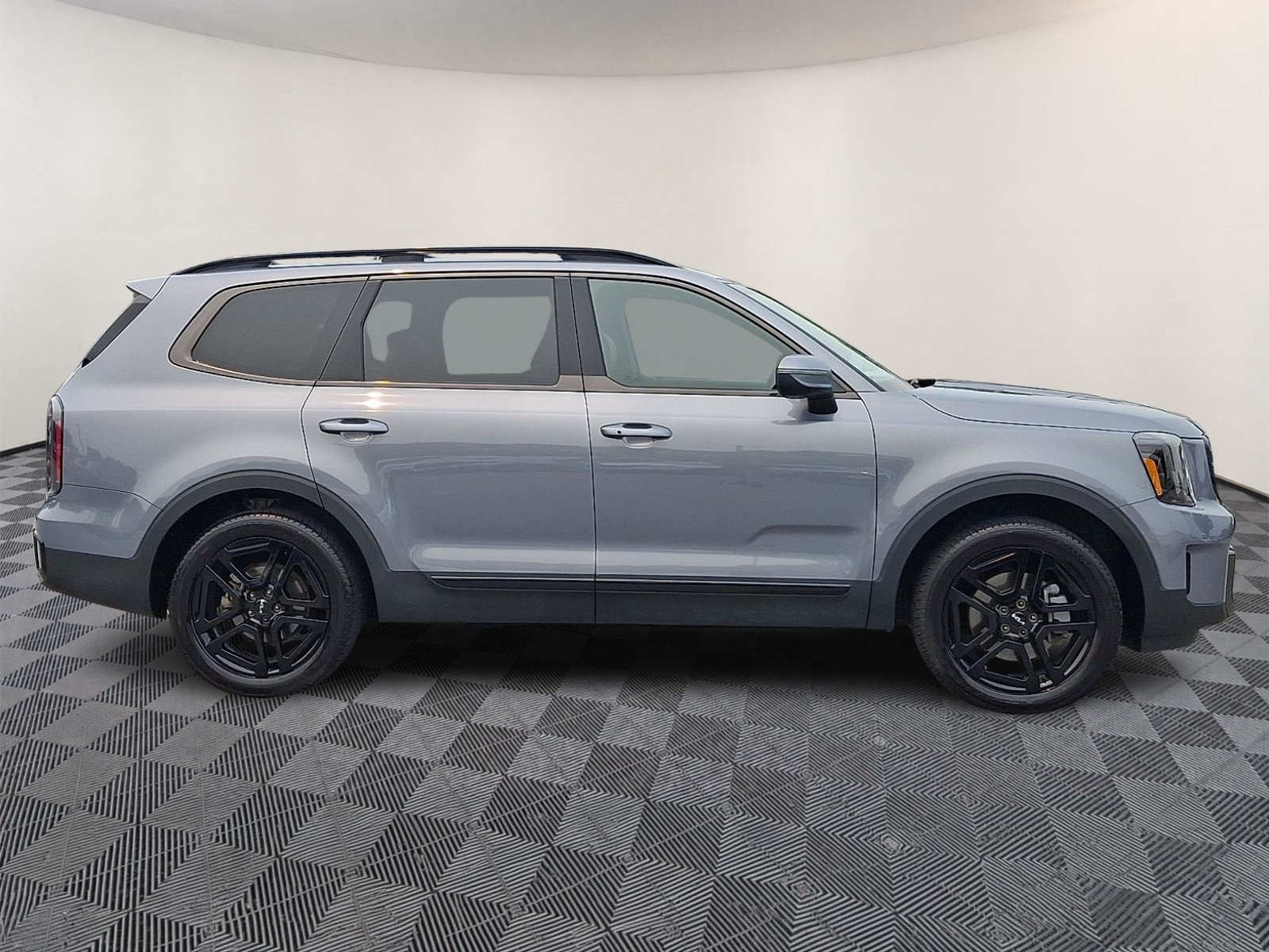 Certified 2024 Kia Telluride EX X-Line AWD/4WD image 7
